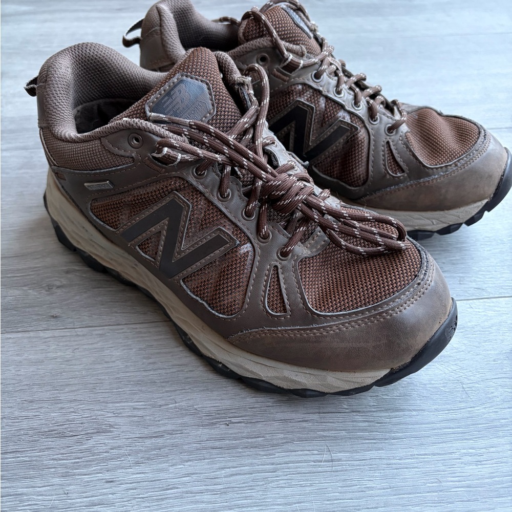 New Balance 1350 Fresh Foam Waterproof Hiking Trail Shoes Brown Women 7.5